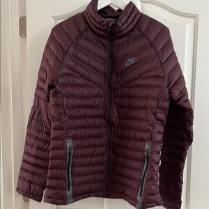 Men’s Nike Burgundy Puffer Jacket Size M